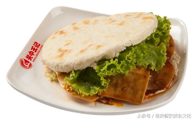 陜西特色小吃——香辣土豆片夾饃