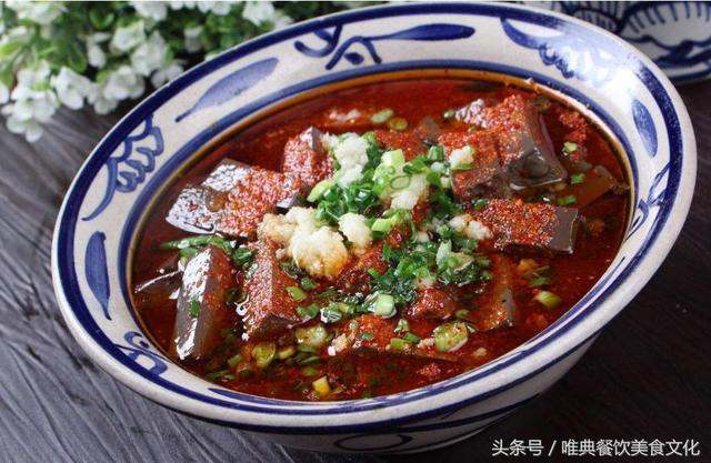 陜西特色小吃——辣子蒜羊血