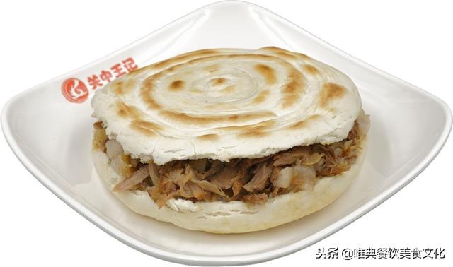 做肉夾饃用酵母、泡打粉、小蘇打哪個呢？