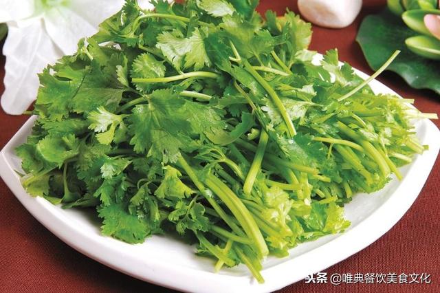 為什么有人討厭香菜等有味道的蔬菜，有人愛吃！終于找到原因了！
