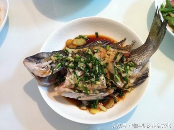 蔥油鯉魚、干燒鯉魚、清蒸牡丹魚的做法，在家可以試試！