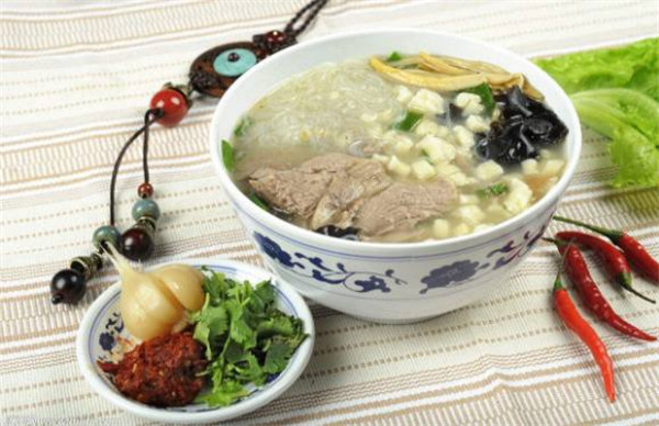 從一碗陜西美食羊肉泡饃中感受到的人生真諦